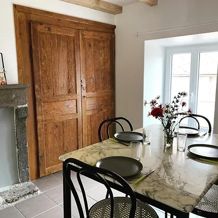 Du Sabotier בית נופש