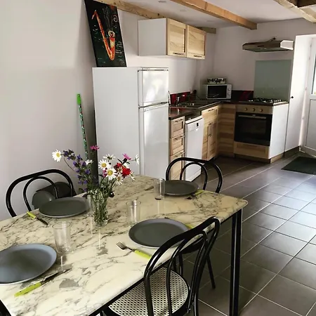 בית נופש Du Sabotier *