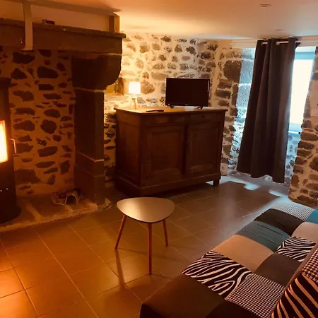 Du Sabotier * Saint-Bonnet-pres-Orcival